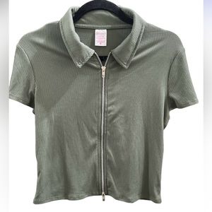 NWT sage green zip up collared shirt